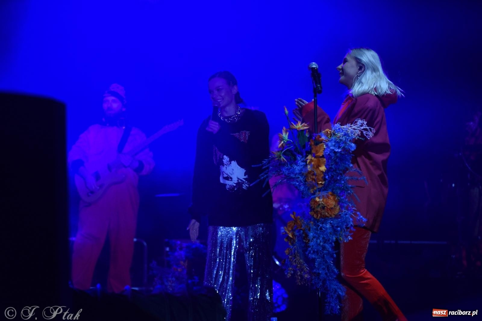 Zdjęcie w galerii na portalu naszraciborz.pl: Natalia Szroeder - koncert na zamku w Raciborzu [FOTO i WIDEO] wiadomości z regionu