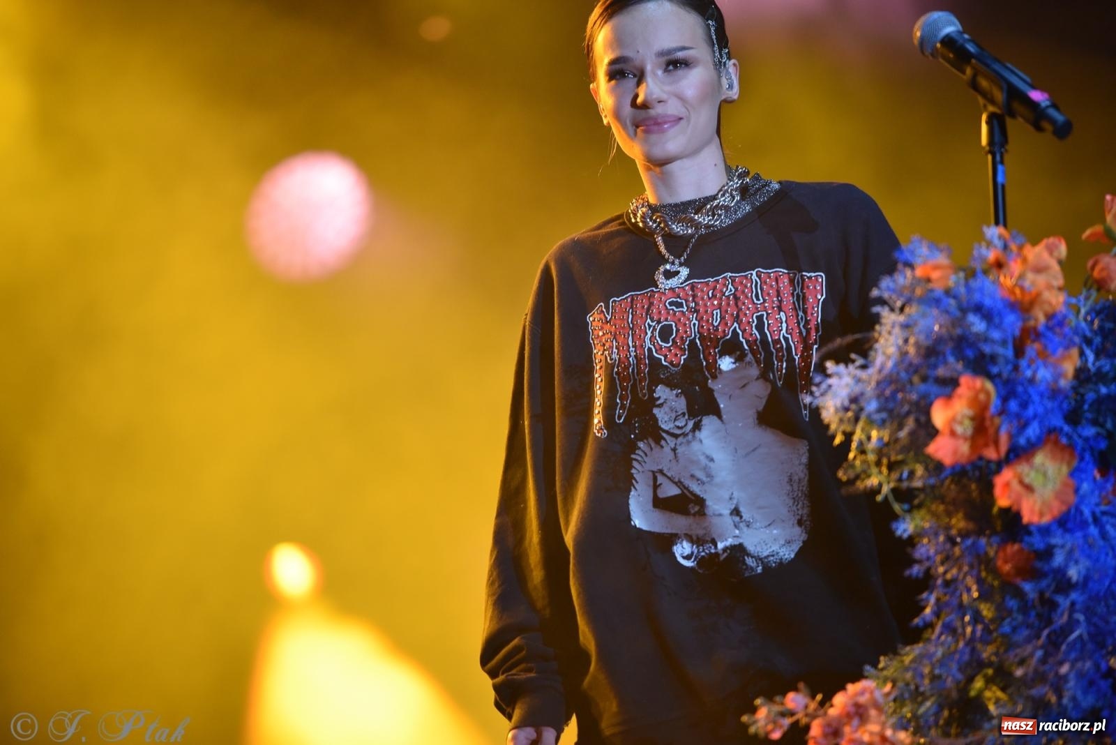 Zdjęcie w galerii na portalu naszraciborz.pl: Natalia Szroeder - koncert na zamku w Raciborzu [FOTO i WIDEO] wiadomości z regionu