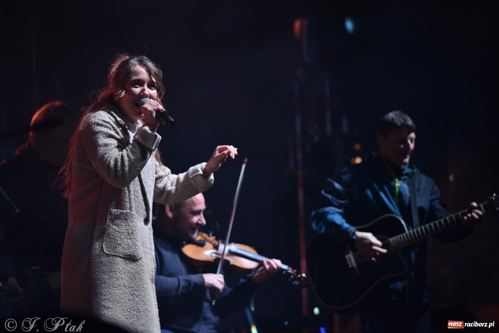 Zdjęcie w galerii na portalu naszraciborz.pl: Carrantuohill na raciborskim pikniku europejskim [FOTO i WIDEO] wiadomości z regionu