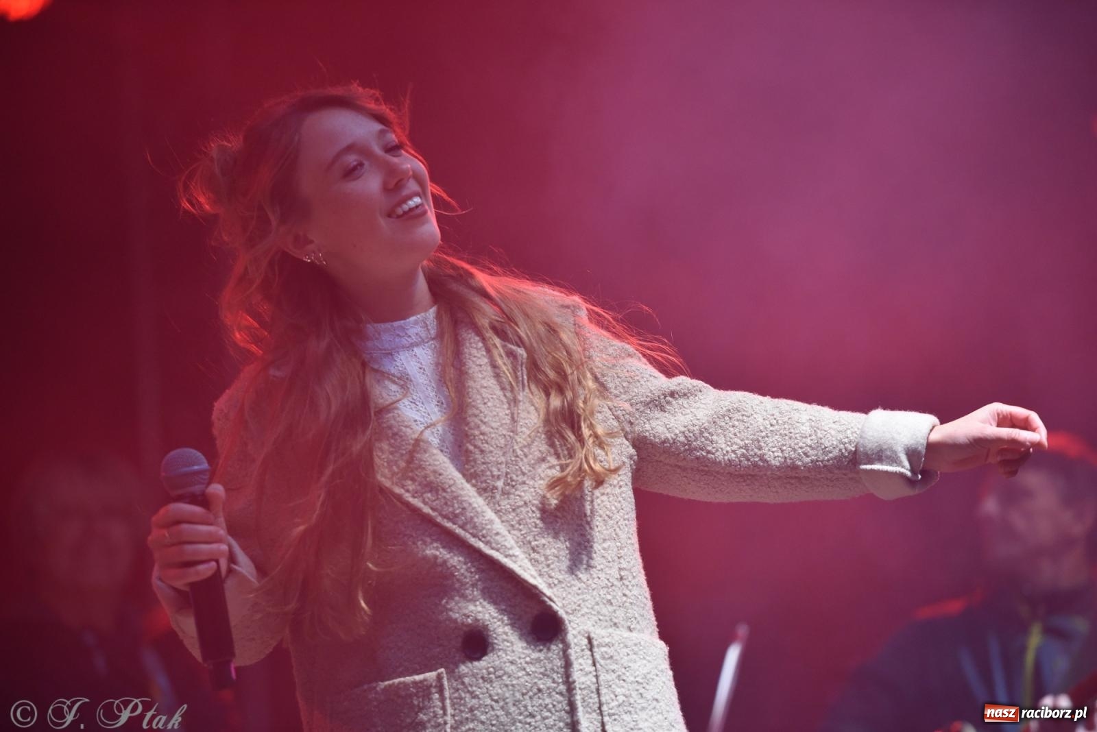 Zdjęcie w galerii na portalu naszraciborz.pl: Carrantuohill na raciborskim pikniku europejskim [FOTO i WIDEO] wiadomości z regionu