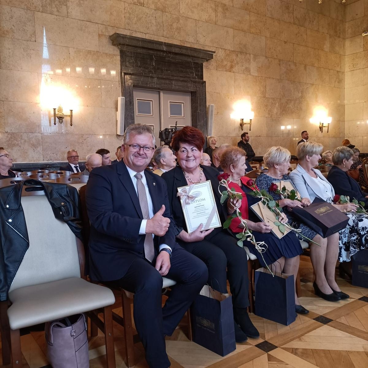 Zdjęcie w galerii na portalu naszraciborz.pl:  Agnieszka Tomas z Krzyżanowic Aktywną Seniorką wiadomości z regionu