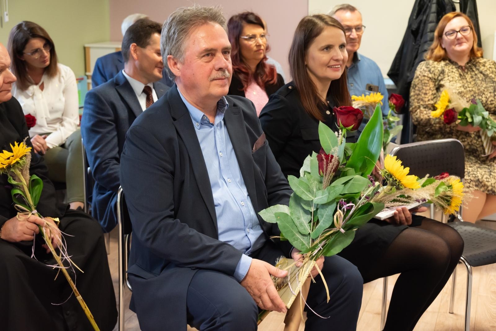 Zdjęcie w galerii na portalu naszraciborz.pl:  Radość w bieńkowickim przedszkolu. Otwarto nowy plac zabaw wiadomości z regionu