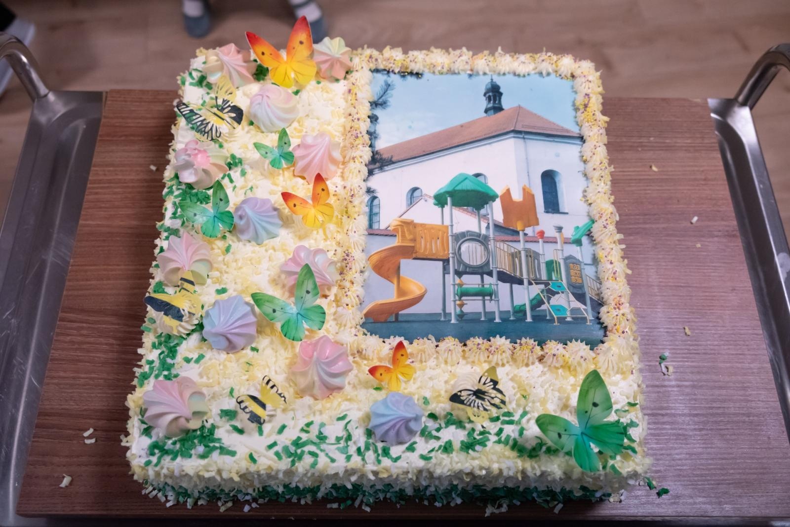 Zdjęcie w galerii na portalu naszraciborz.pl:  Radość w bieńkowickim przedszkolu. Otwarto nowy plac zabaw wiadomości z regionu