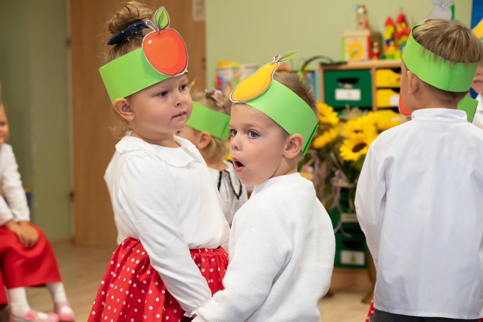 Zdjęcie w galerii na portalu naszraciborz.pl:  Radość w bieńkowickim przedszkolu. Otwarto nowy plac zabaw wiadomości z regionu