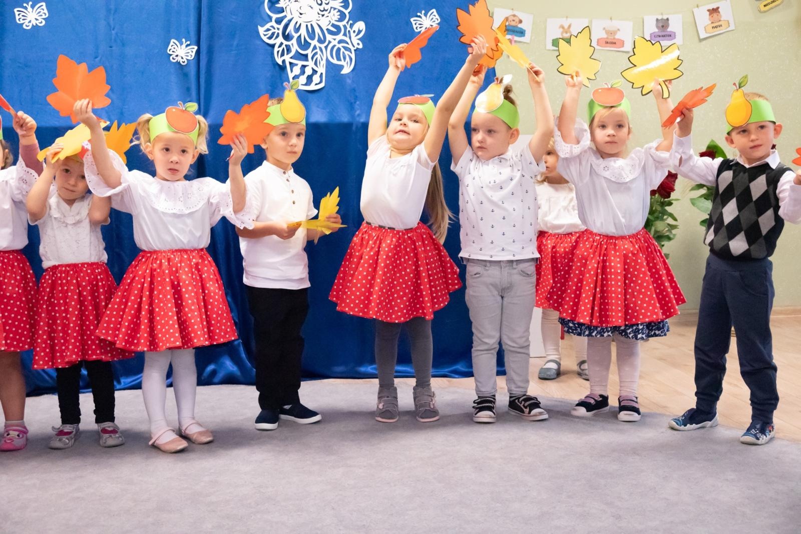 Zdjęcie w galerii na portalu naszraciborz.pl:  Radość w bieńkowickim przedszkolu. Otwarto nowy plac zabaw wiadomości z regionu