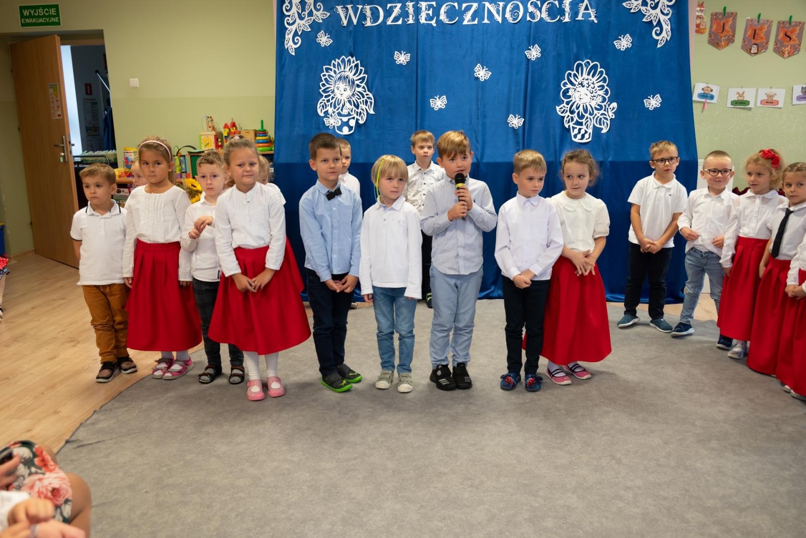 Zdjęcie w galerii na portalu naszraciborz.pl:  Radość w bieńkowickim przedszkolu. Otwarto nowy plac zabaw wiadomości z regionu