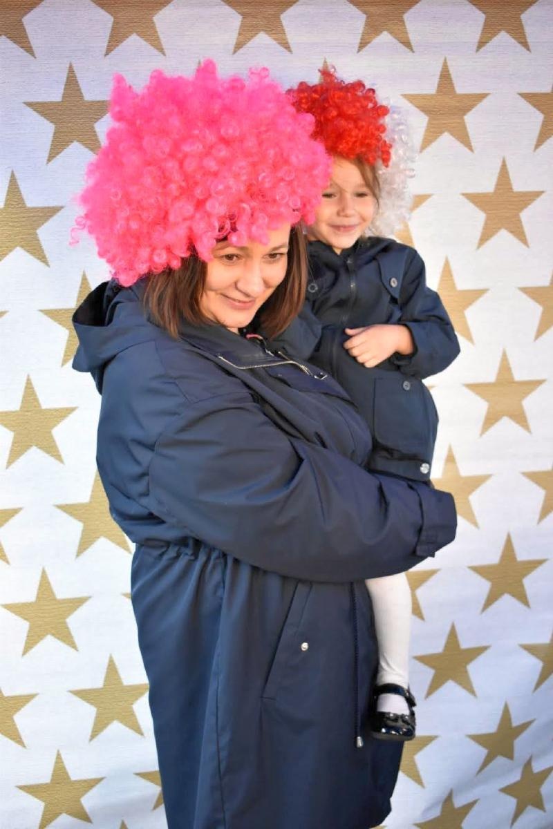 Zdjęcie w galerii na portalu naszraciborz.pl: Fundusze Europejskie. Nowa Energia! Tak było na pikniku na zamku wiadomości z regionu