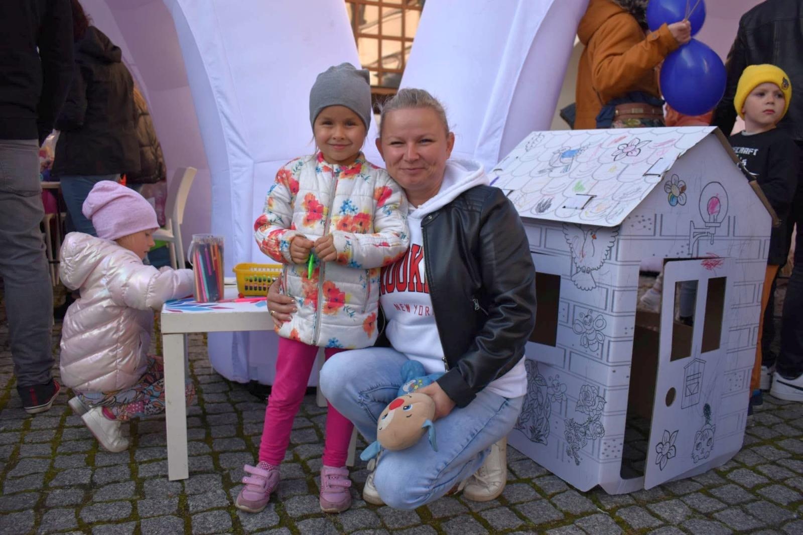 Zdjęcie w galerii na portalu naszraciborz.pl: Fundusze Europejskie. Nowa Energia! Tak było na pikniku na zamku wiadomości z regionu