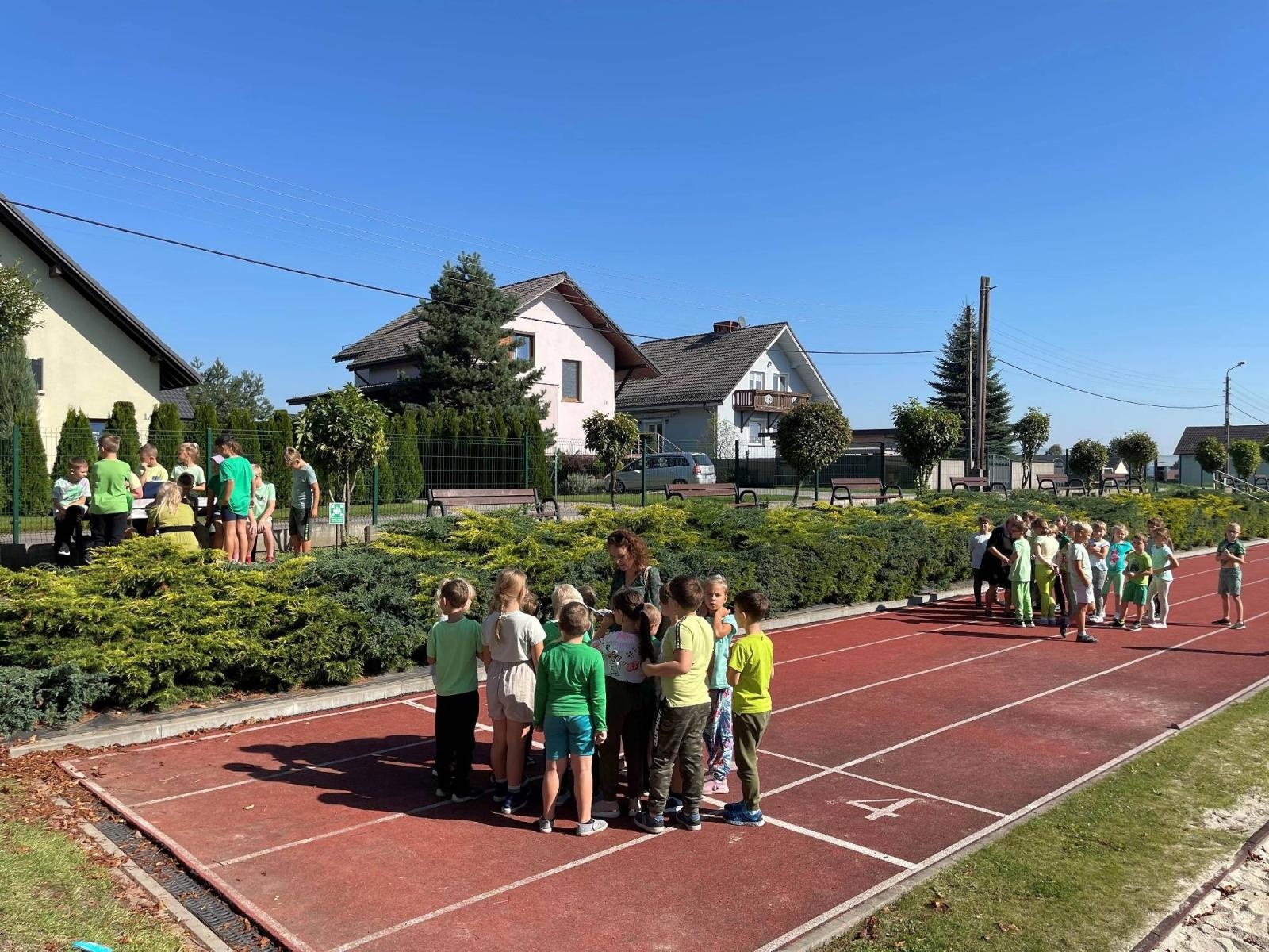 Zdjęcie w galerii na portalu naszraciborz.pl: Ziemia, powietrze, woda. Projekt w Bieńkowicach wiadomości z regionu