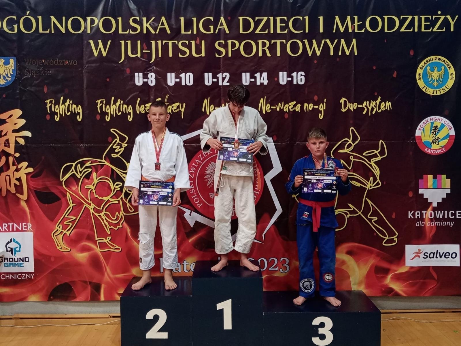 Zdjęcie w galerii na portalu naszraciborz.pl: Młodzi zawodnicy Łamatora na podium wiadomości z regionu