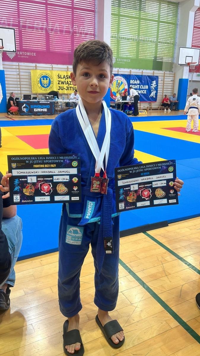 Zdjęcie w galerii na portalu naszraciborz.pl: Młodzi zawodnicy Łamatora na podium wiadomości z regionu