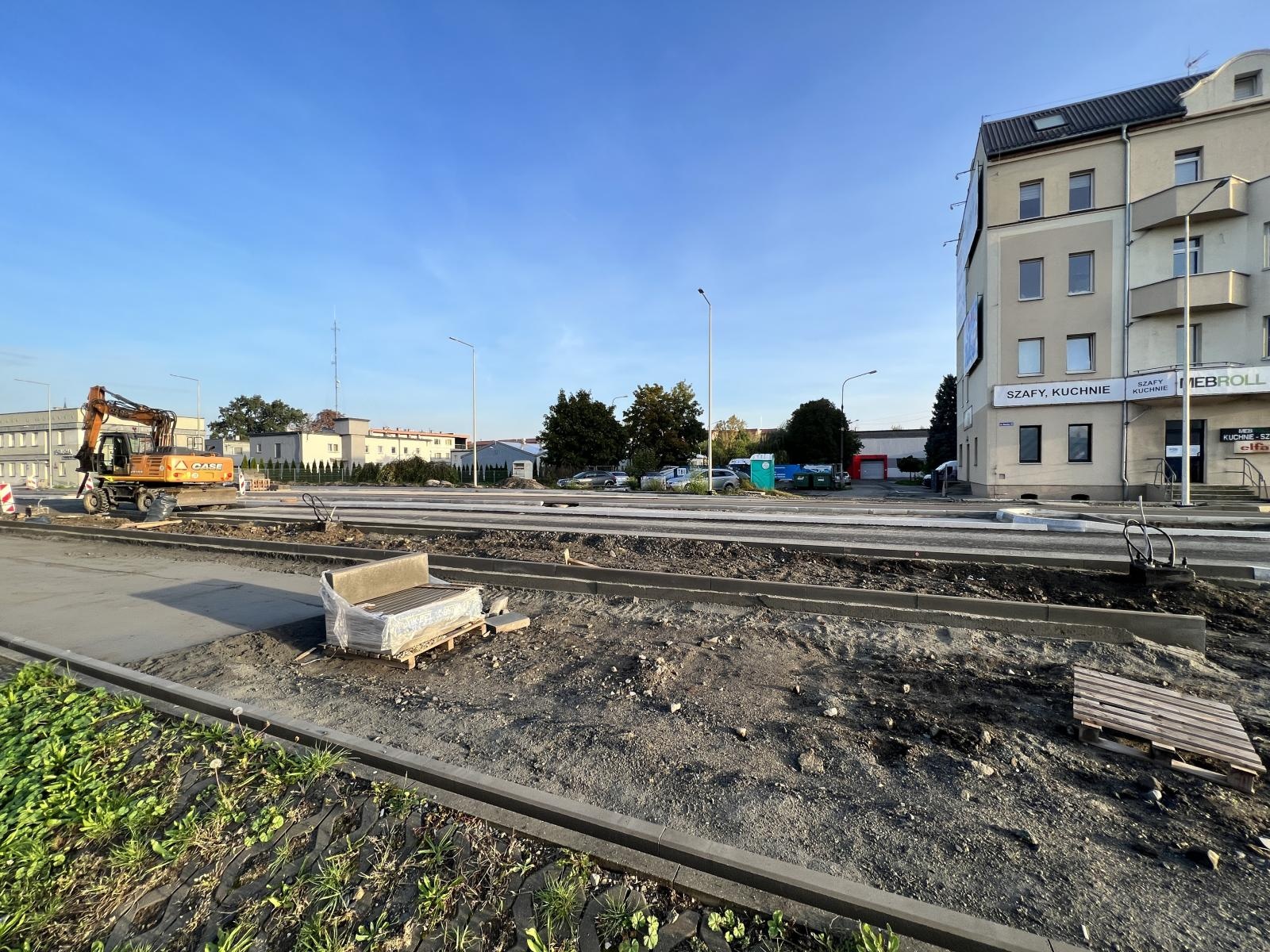 Zdjęcie w galerii na portalu naszraciborz.pl: Problem na Bosackiej. Betonowa wysepka zamiast zjazdu do Domgosu wiadomości z regionu