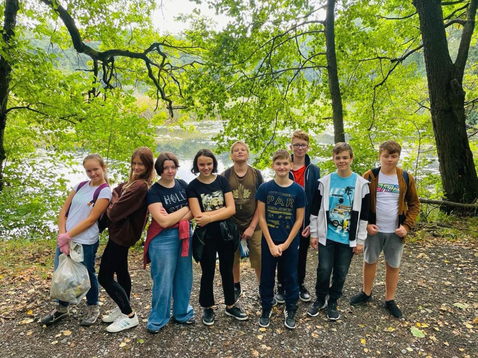 Zdjęcie w galerii na portalu naszraciborz.pl: Segregujesz - świat ratujesz. Ekologiczny wrzesień w Markowicach wiadomości z regionu