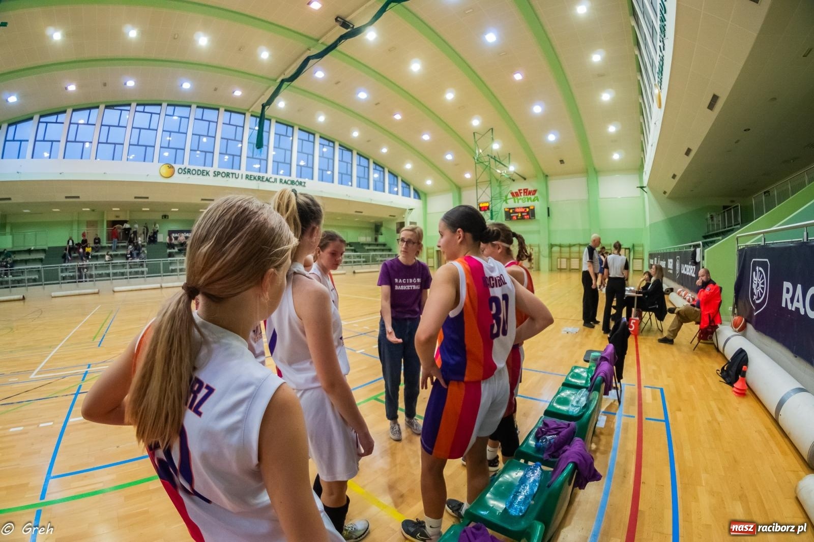Zdjęcie w galerii na portalu naszraciborz.pl: Koszykówka. Nie zawsze można być zwycięzcą [FOTO i WIDEO] wiadomości z regionu