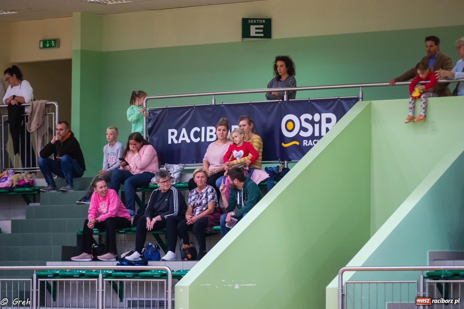 Zdjęcie w galerii na portalu naszraciborz.pl: Koszykówka. Nie zawsze można być zwycięzcą [FOTO i WIDEO] wiadomości z regionu