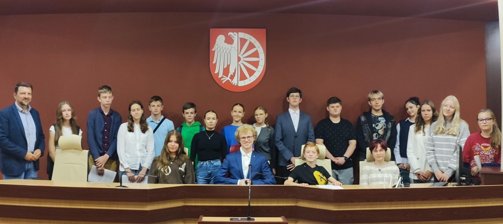 Zdjęcie w galerii na portalu naszraciborz.pl: Za nami pierwsza sesja Młodzieżowej Rady Miasta wiadomości z regionu