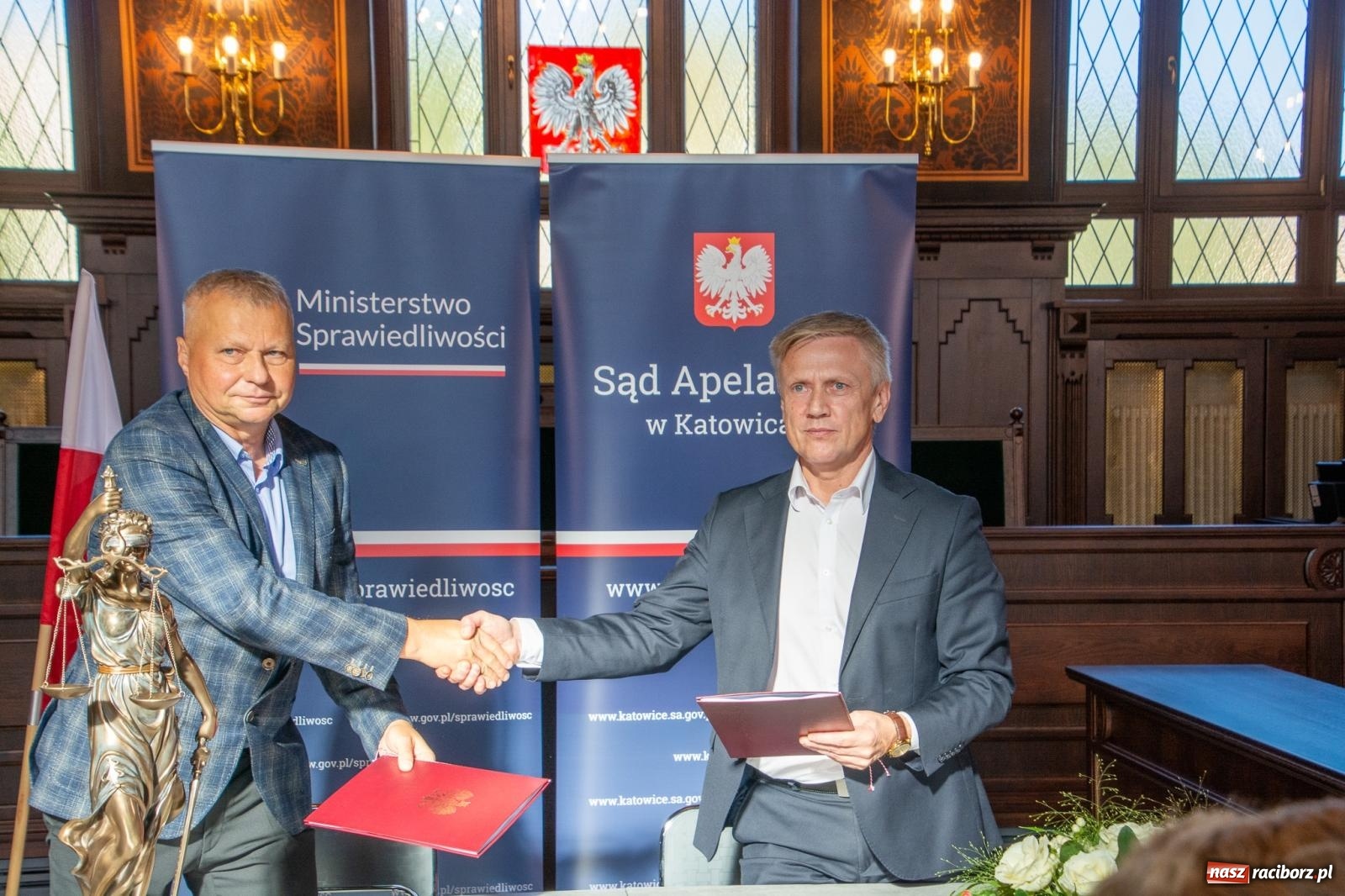 Zdjęcie w galerii na portalu naszraciborz.pl: Podpisano umowę na remont starego szpitala przy Bema [FOTO i WIDEO] wiadomości z regionu