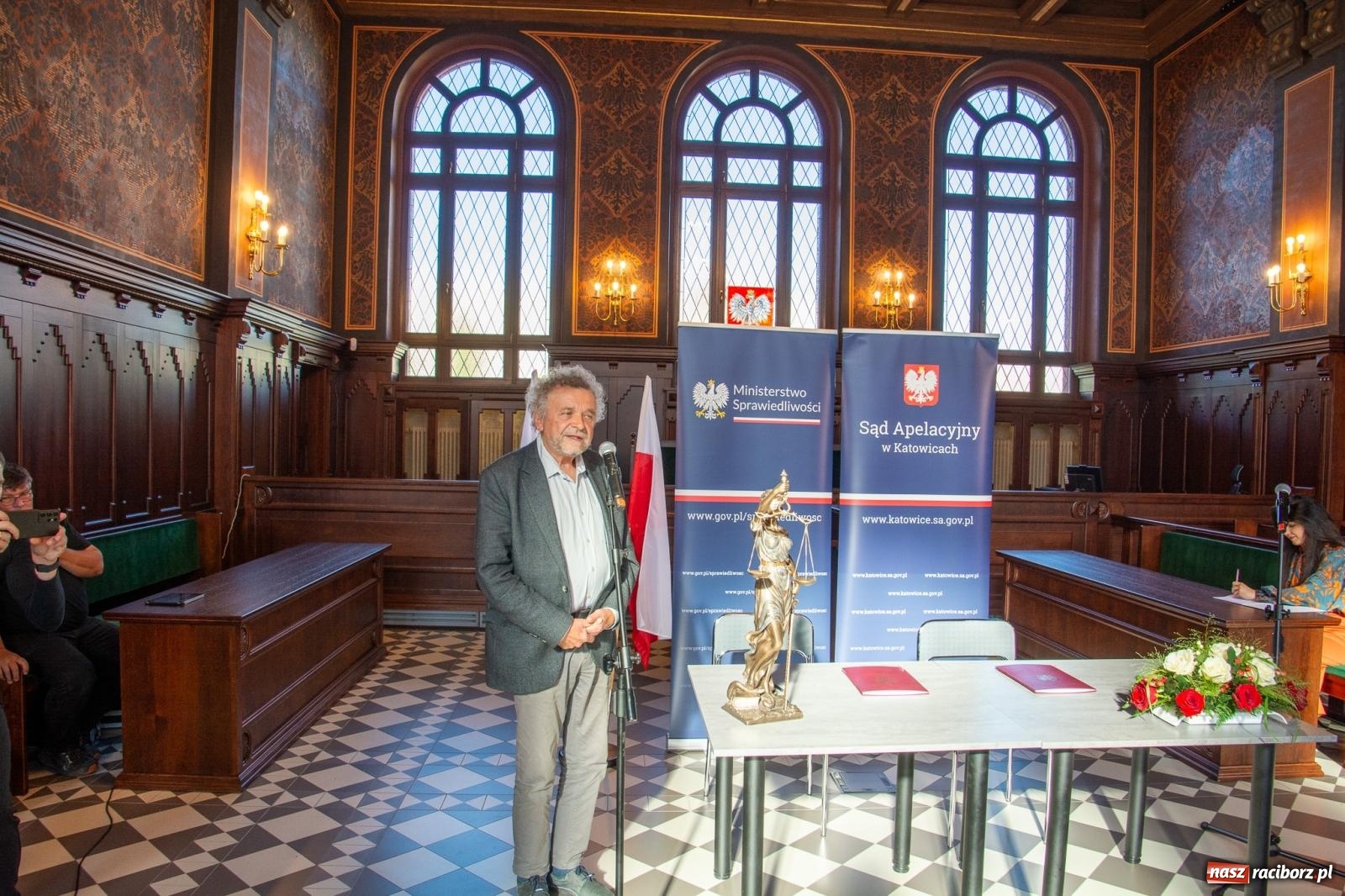 Zdjęcie w galerii na portalu naszraciborz.pl: Podpisano umowę na remont starego szpitala przy Bema [FOTO i WIDEO] wiadomości z regionu