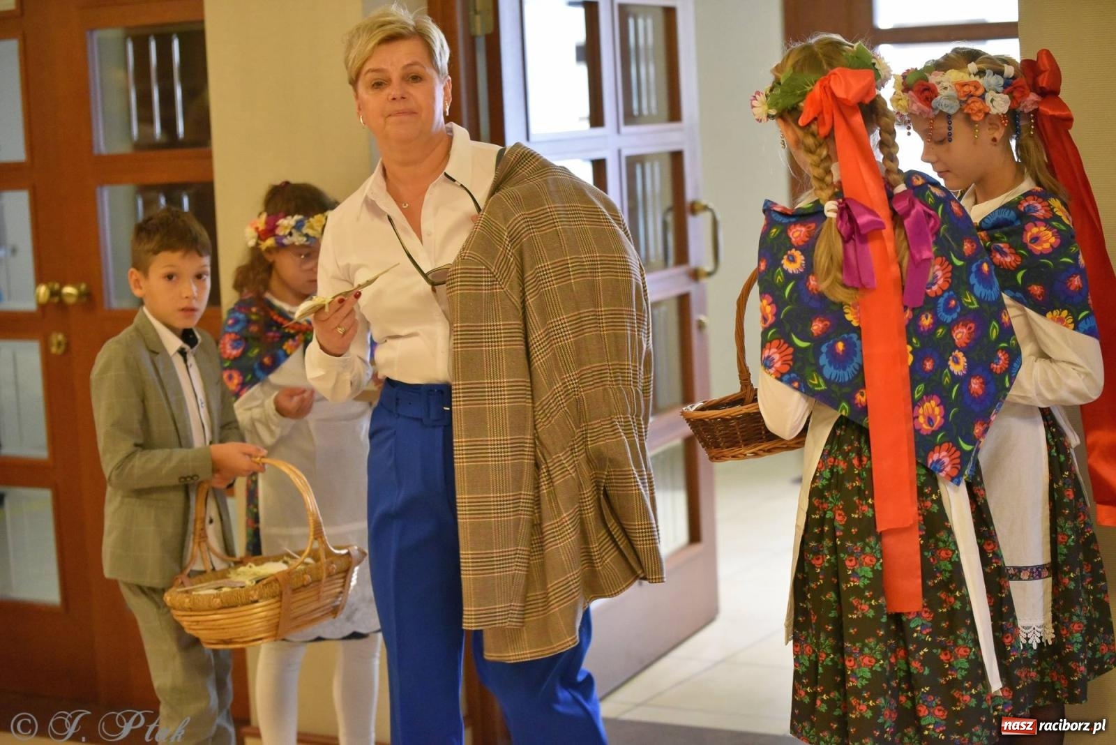 Zdjęcie w galerii na portalu naszraciborz.pl: Szkoła w Brzeziu świętuje 140-lecie [FOTO i WIDEO] wiadomości z regionu