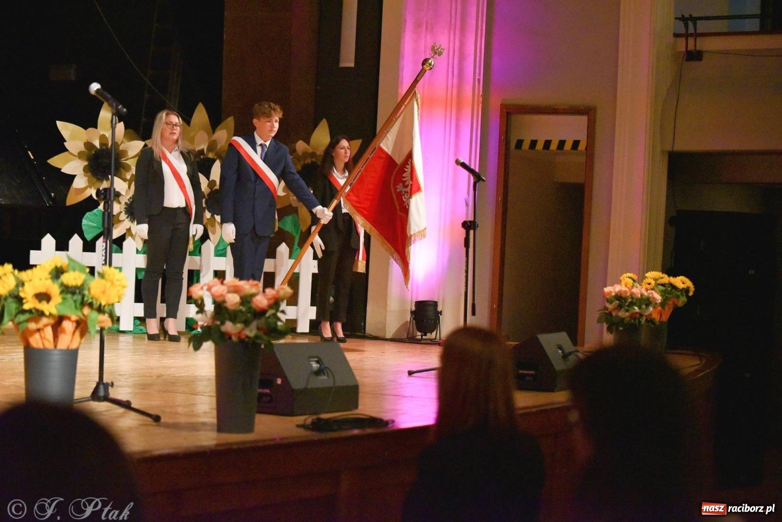 Zdjęcie w galerii na portalu naszraciborz.pl: Szkoła w Brzeziu świętuje 140-lecie [FOTO i WIDEO] wiadomości z regionu