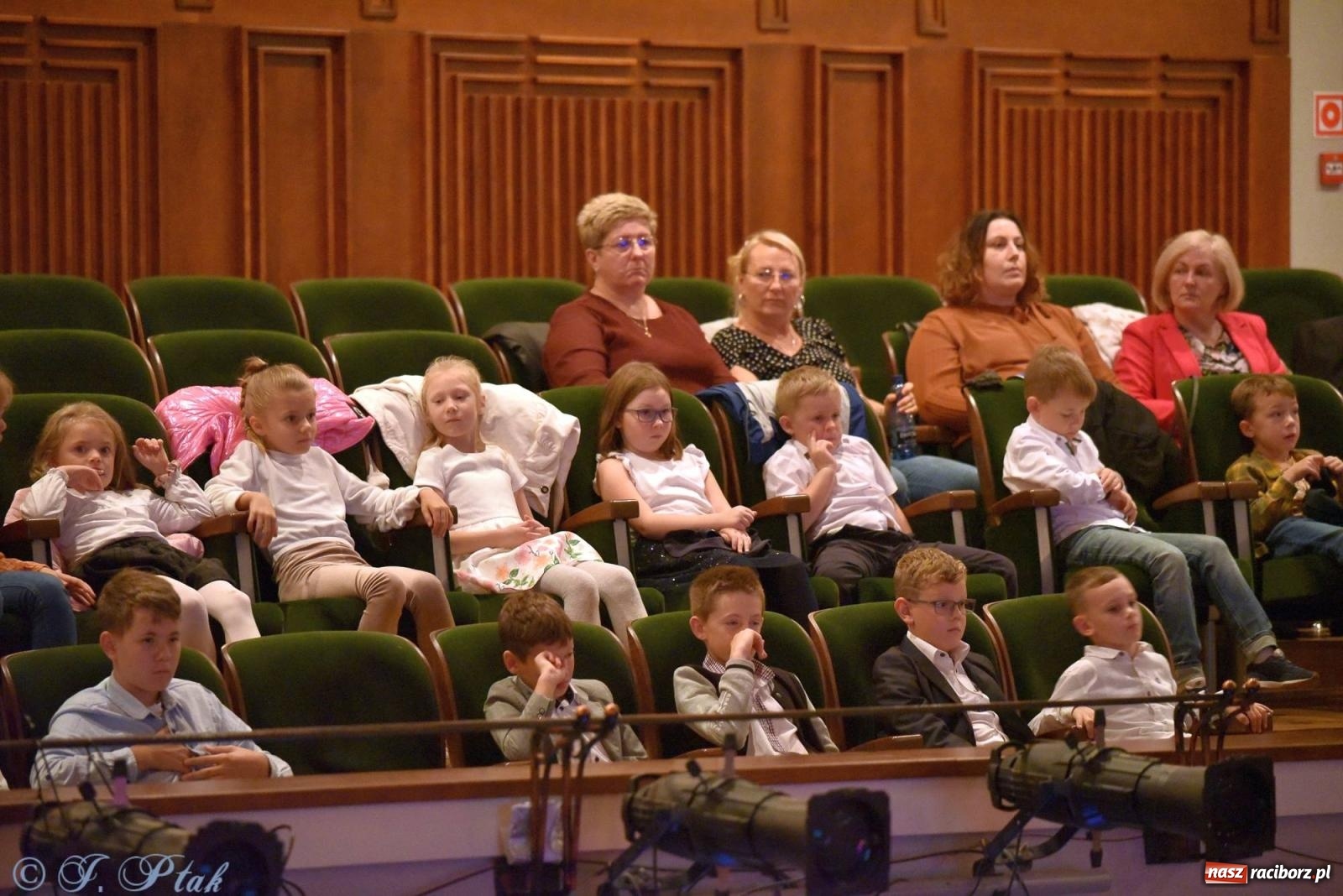 Zdjęcie w galerii na portalu naszraciborz.pl: Szkoła w Brzeziu świętuje 140-lecie [FOTO i WIDEO] wiadomości z regionu