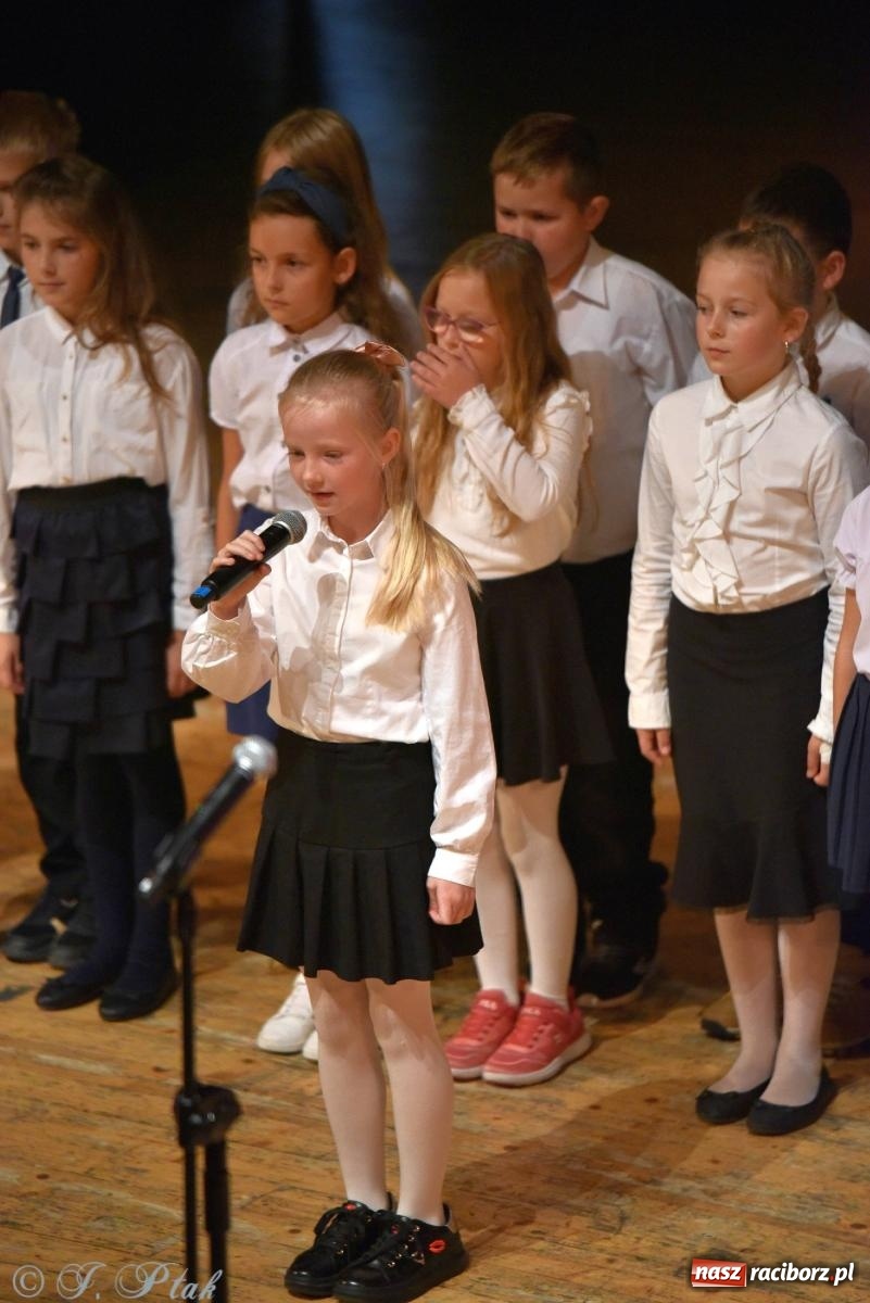 Zdjęcie w galerii na portalu naszraciborz.pl: Szkoła w Brzeziu świętuje 140-lecie [FOTO i WIDEO] wiadomości z regionu