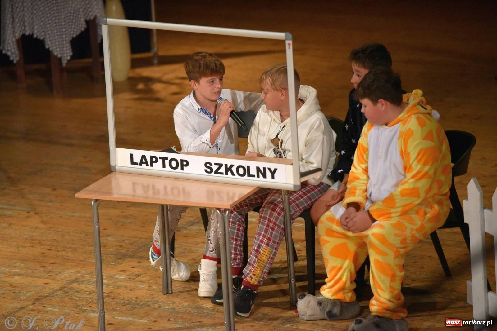 Zdjęcie w galerii na portalu naszraciborz.pl: Szkoła w Brzeziu świętuje 140-lecie [FOTO i WIDEO] wiadomości z regionu