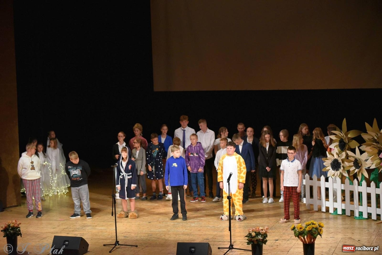 Zdjęcie w galerii na portalu naszraciborz.pl: Szkoła w Brzeziu świętuje 140-lecie [FOTO i WIDEO] wiadomości z regionu
