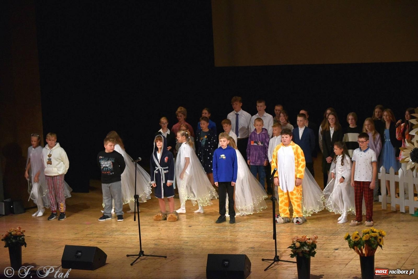 Zdjęcie w galerii na portalu naszraciborz.pl: Szkoła w Brzeziu świętuje 140-lecie [FOTO i WIDEO] wiadomości z regionu