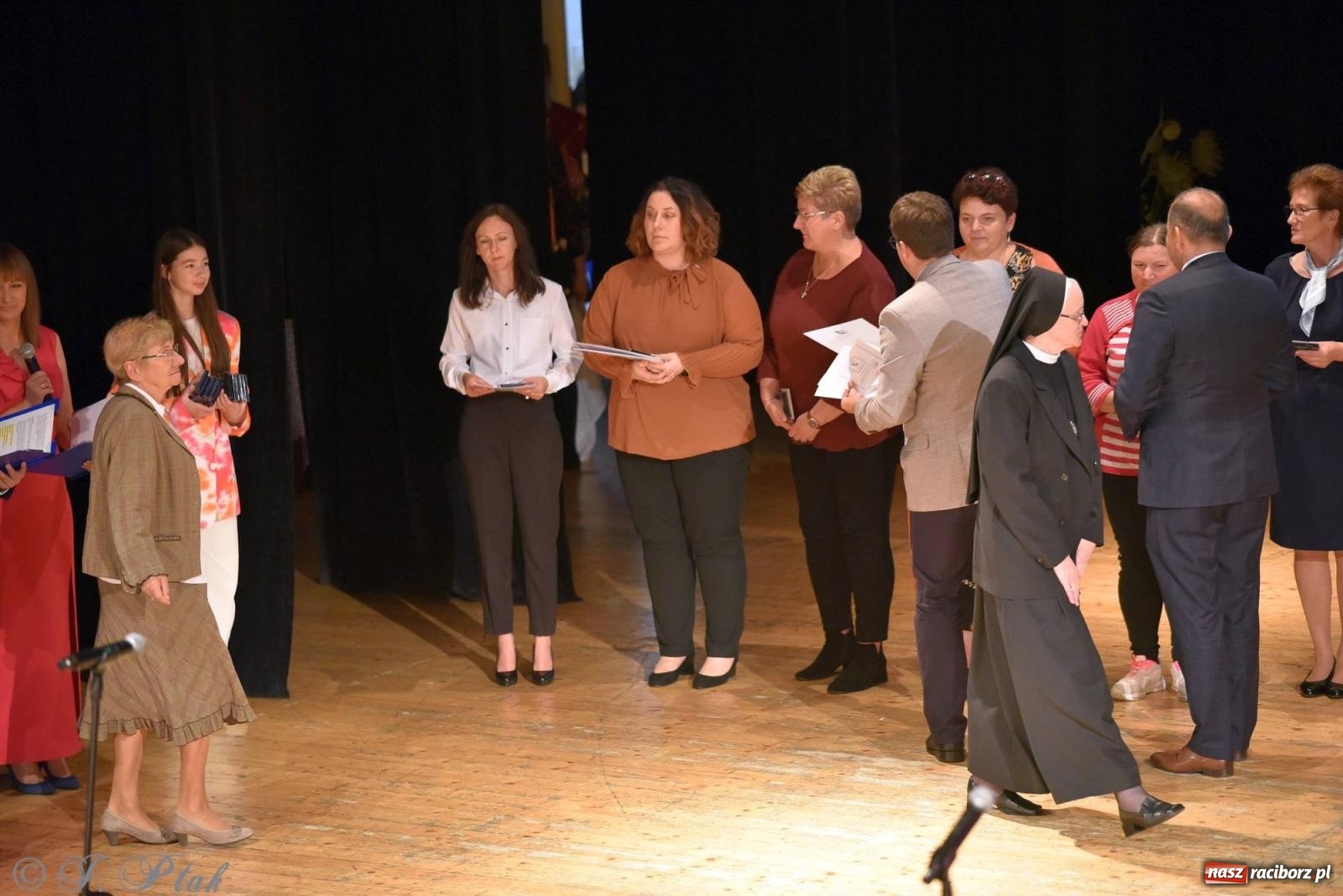 Zdjęcie w galerii na portalu naszraciborz.pl: Szkoła w Brzeziu świętuje 140-lecie [FOTO i WIDEO] wiadomości z regionu