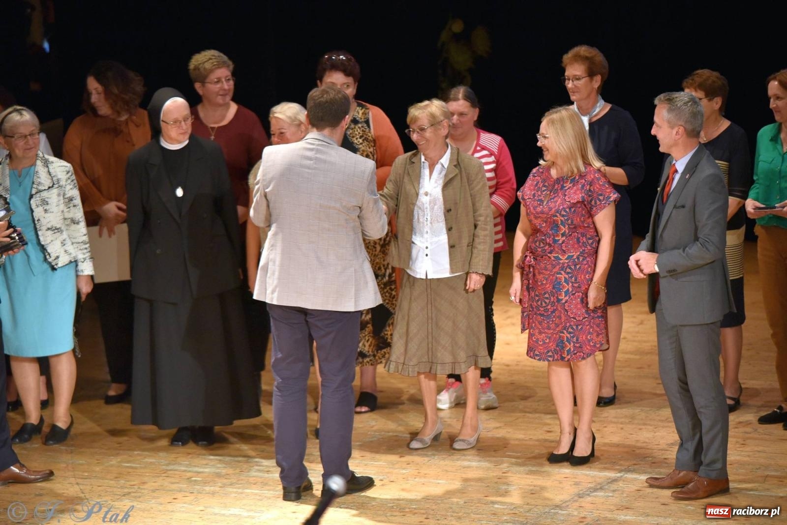 Zdjęcie w galerii na portalu naszraciborz.pl: Szkoła w Brzeziu świętuje 140-lecie [FOTO i WIDEO] wiadomości z regionu