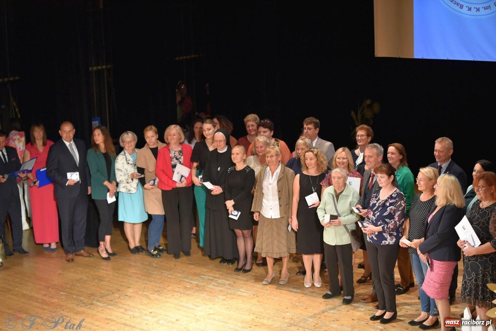 Zdjęcie w galerii na portalu naszraciborz.pl: Szkoła w Brzeziu świętuje 140-lecie [FOTO i WIDEO] wiadomości z regionu
