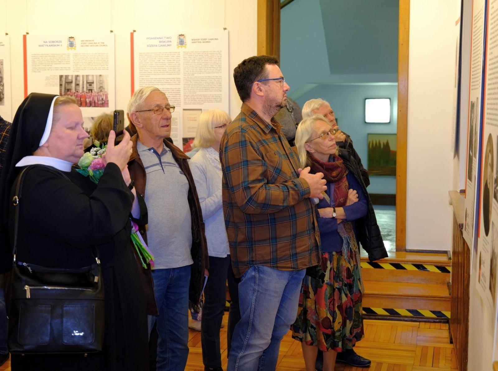 Zdjęcie w galerii na portalu naszraciborz.pl: Józef Gawlina, biskup, żołnierz, pielgrzym. Nowa wystawa w Muzeum [FOTO] wiadomości z regionu