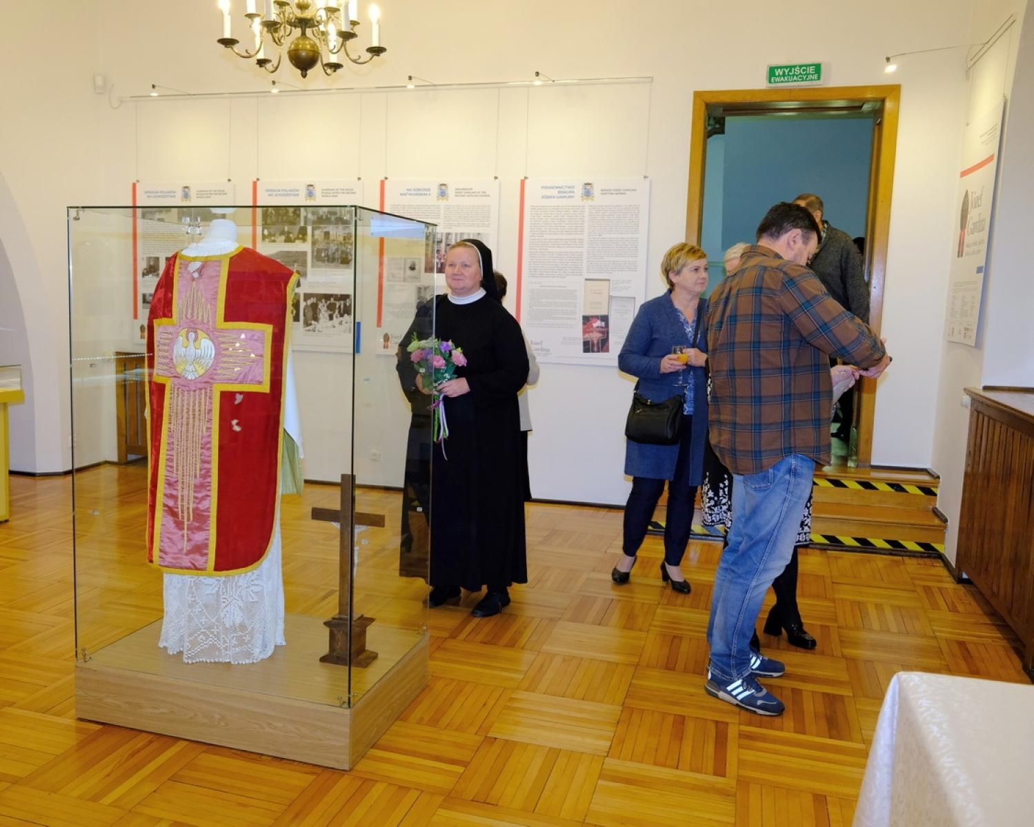 Zdjęcie w galerii na portalu naszraciborz.pl: Józef Gawlina, biskup, żołnierz, pielgrzym. Nowa wystawa w Muzeum [FOTO] wiadomości z regionu