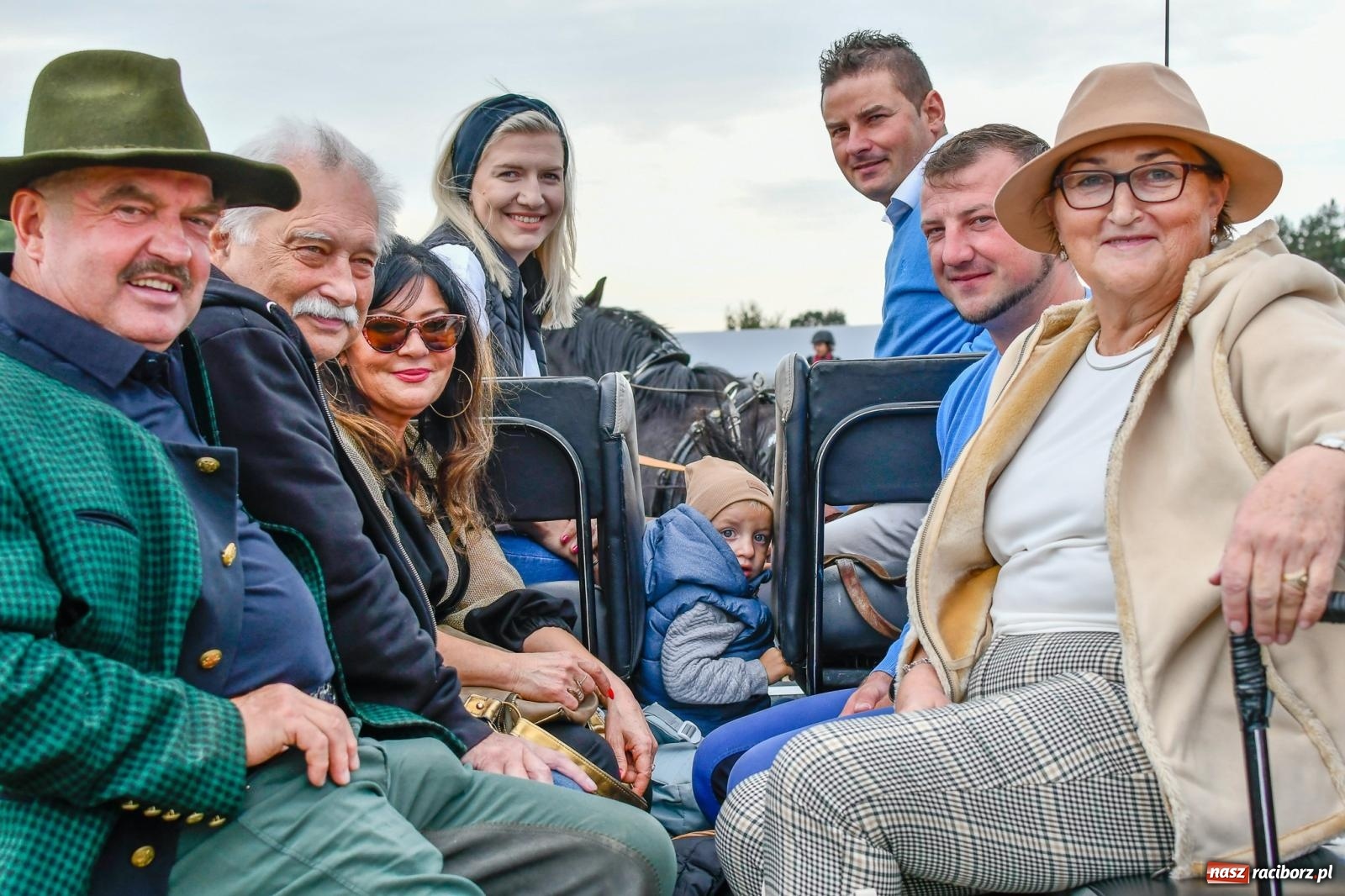 Zdjęcie w galerii na portalu naszraciborz.pl: Hubertus w Kornowacu. Parada po gminie i pogoń za lisem [FOTO i WIDEO] wiadomości z regionu