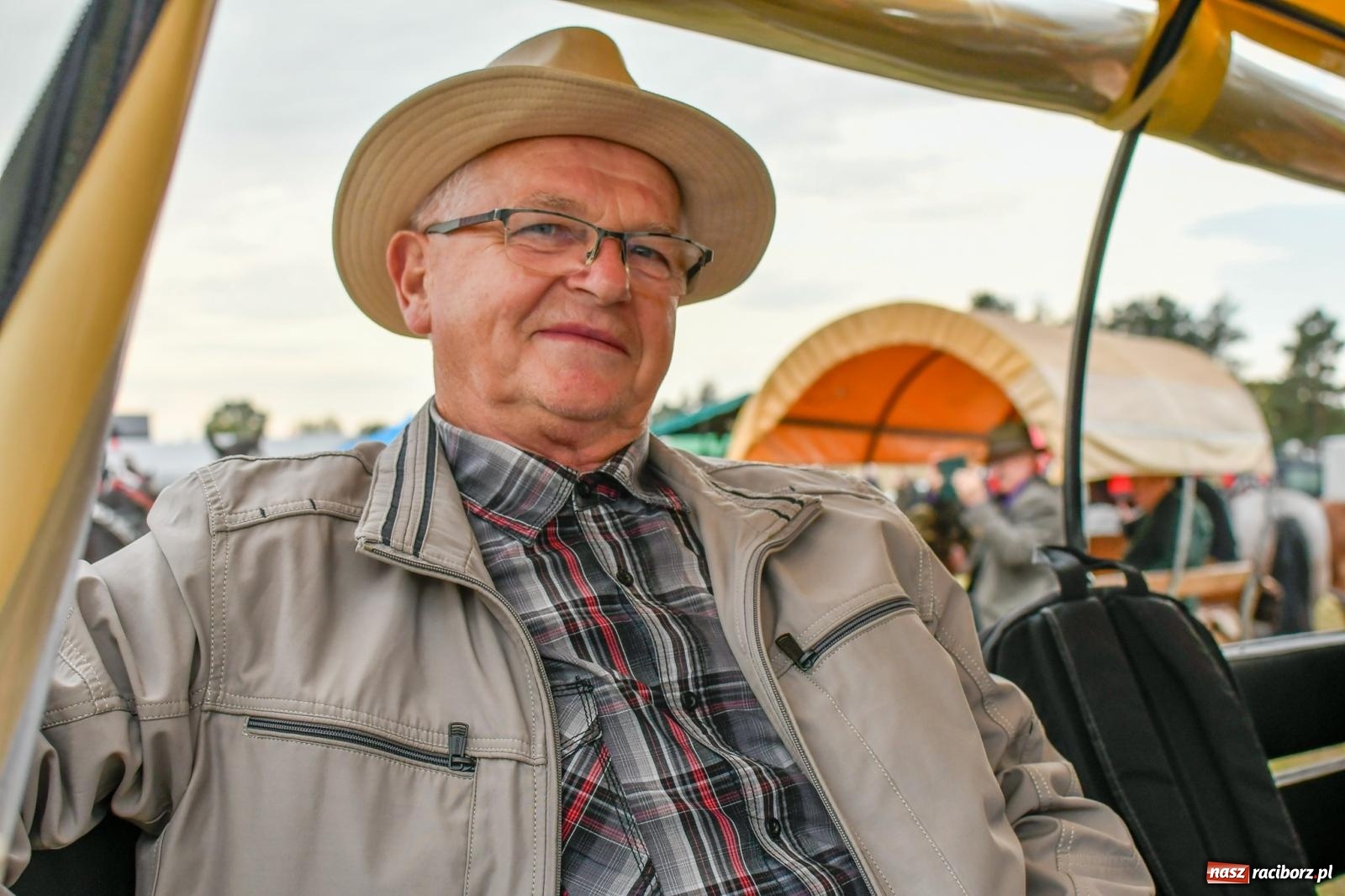 Zdjęcie w galerii na portalu naszraciborz.pl: Hubertus w Kornowacu. Parada po gminie i pogoń za lisem [FOTO i WIDEO] wiadomości z regionu