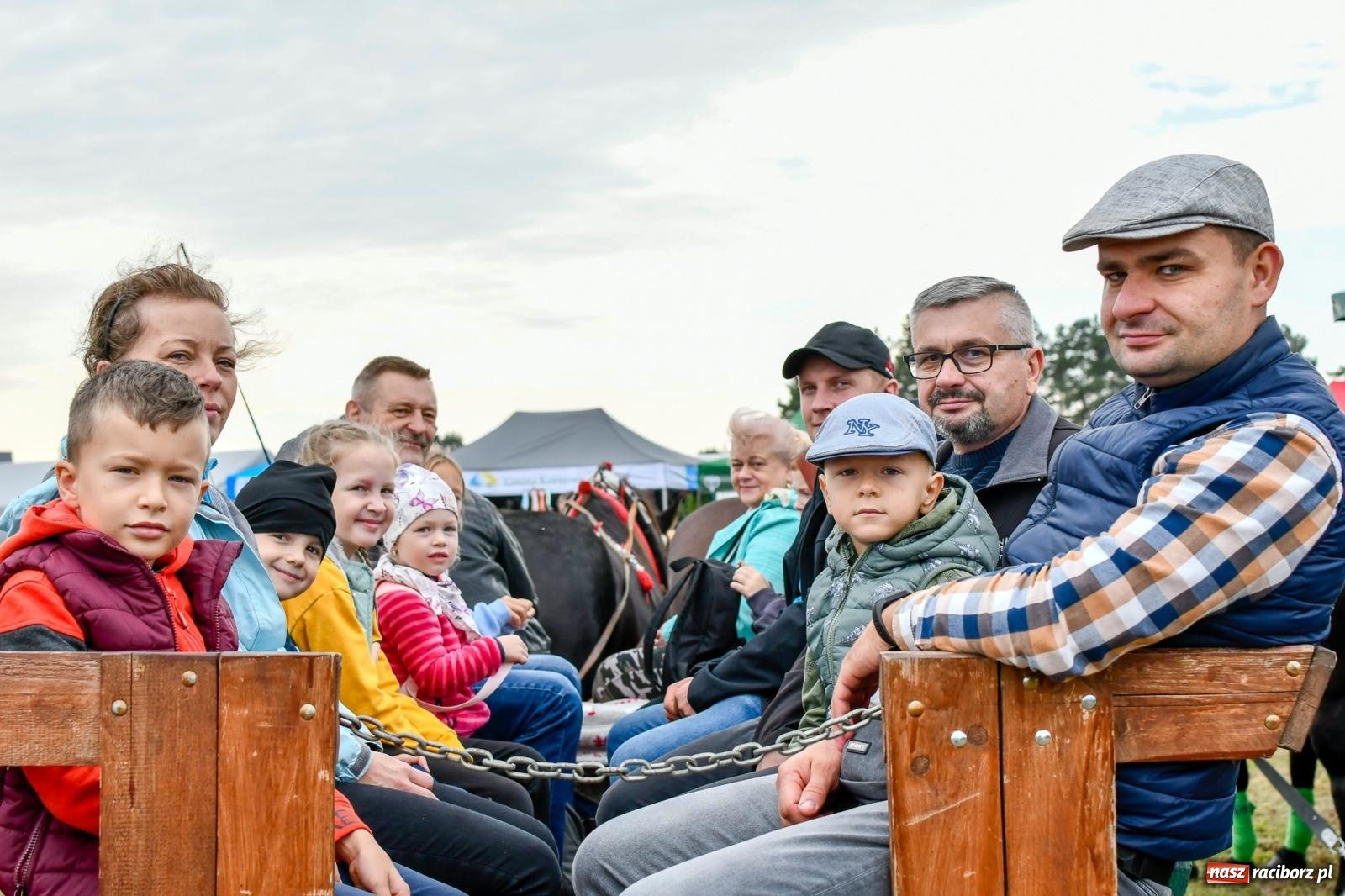 Zdjęcie w galerii na portalu naszraciborz.pl: Hubertus w Kornowacu. Parada po gminie i pogoń za lisem [FOTO i WIDEO] wiadomości z regionu