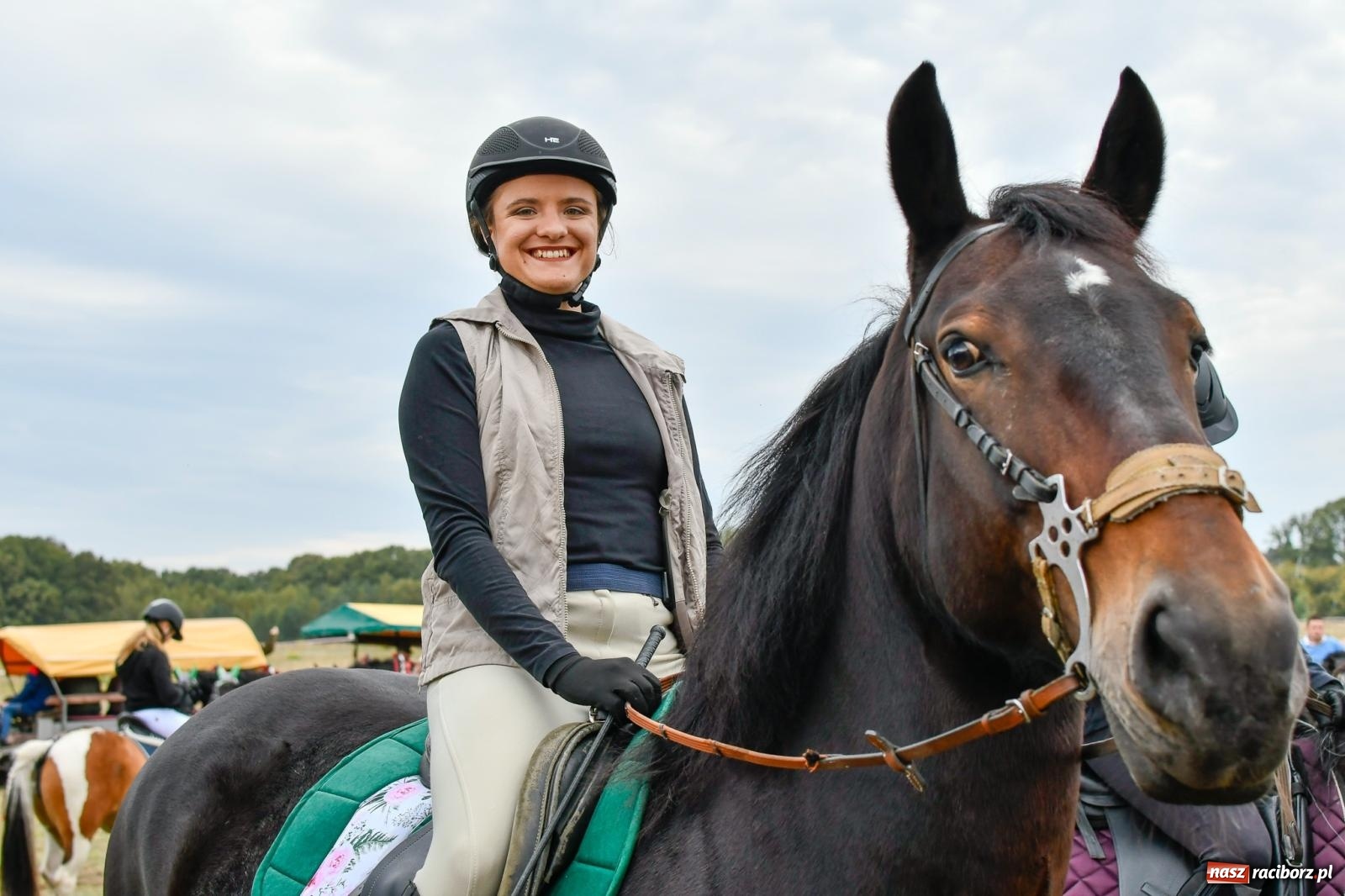 Zdjęcie w galerii na portalu naszraciborz.pl: Hubertus w Kornowacu. Parada po gminie i pogoń za lisem [FOTO i WIDEO] wiadomości z regionu