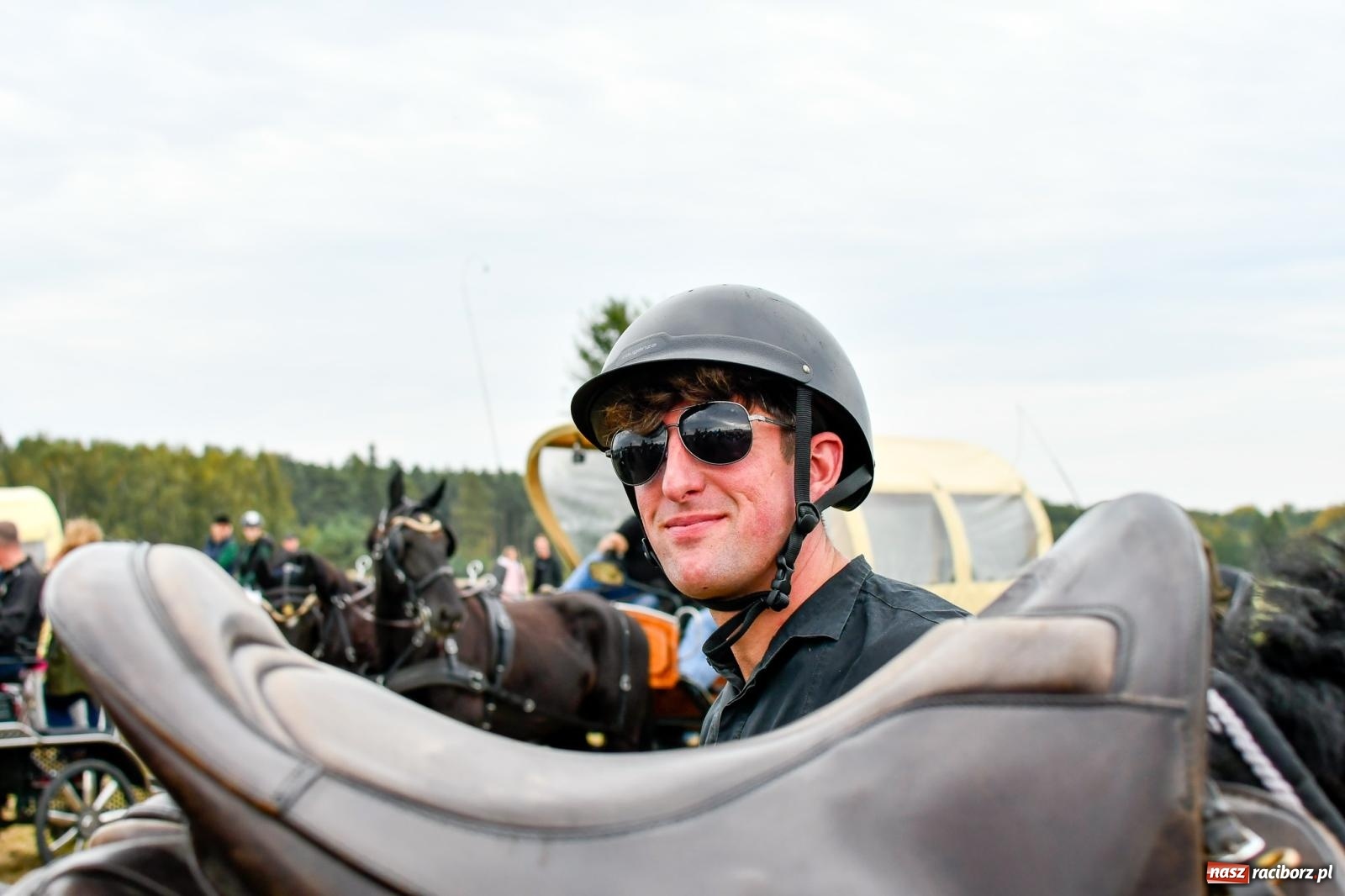 Zdjęcie w galerii na portalu naszraciborz.pl: Hubertus w Kornowacu. Parada po gminie i pogoń za lisem [FOTO i WIDEO] wiadomości z regionu