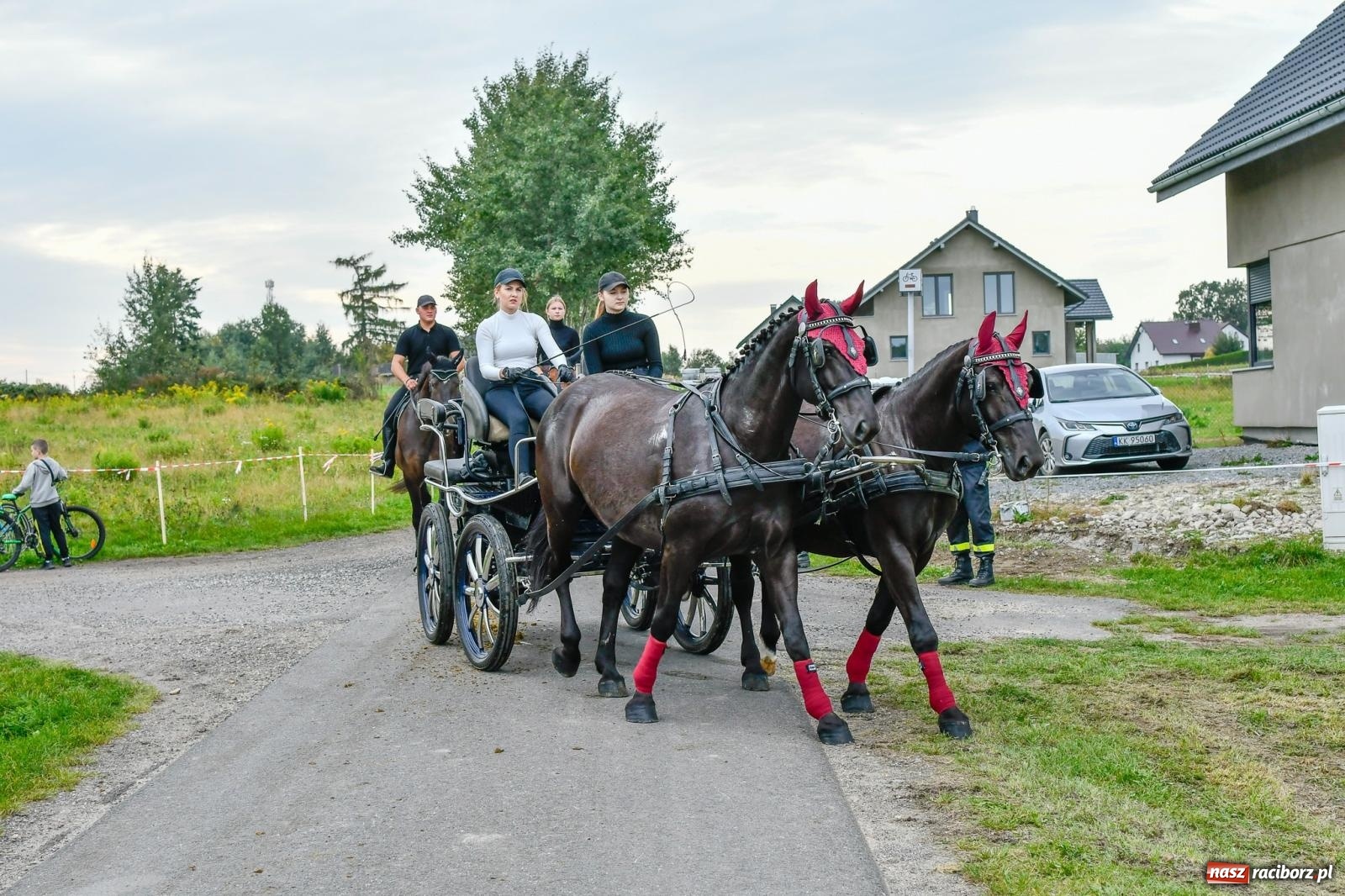Zdjęcie w galerii na portalu naszraciborz.pl: Hubertus w Kornowacu. Parada po gminie i pogoń za lisem [FOTO i WIDEO] wiadomości z regionu