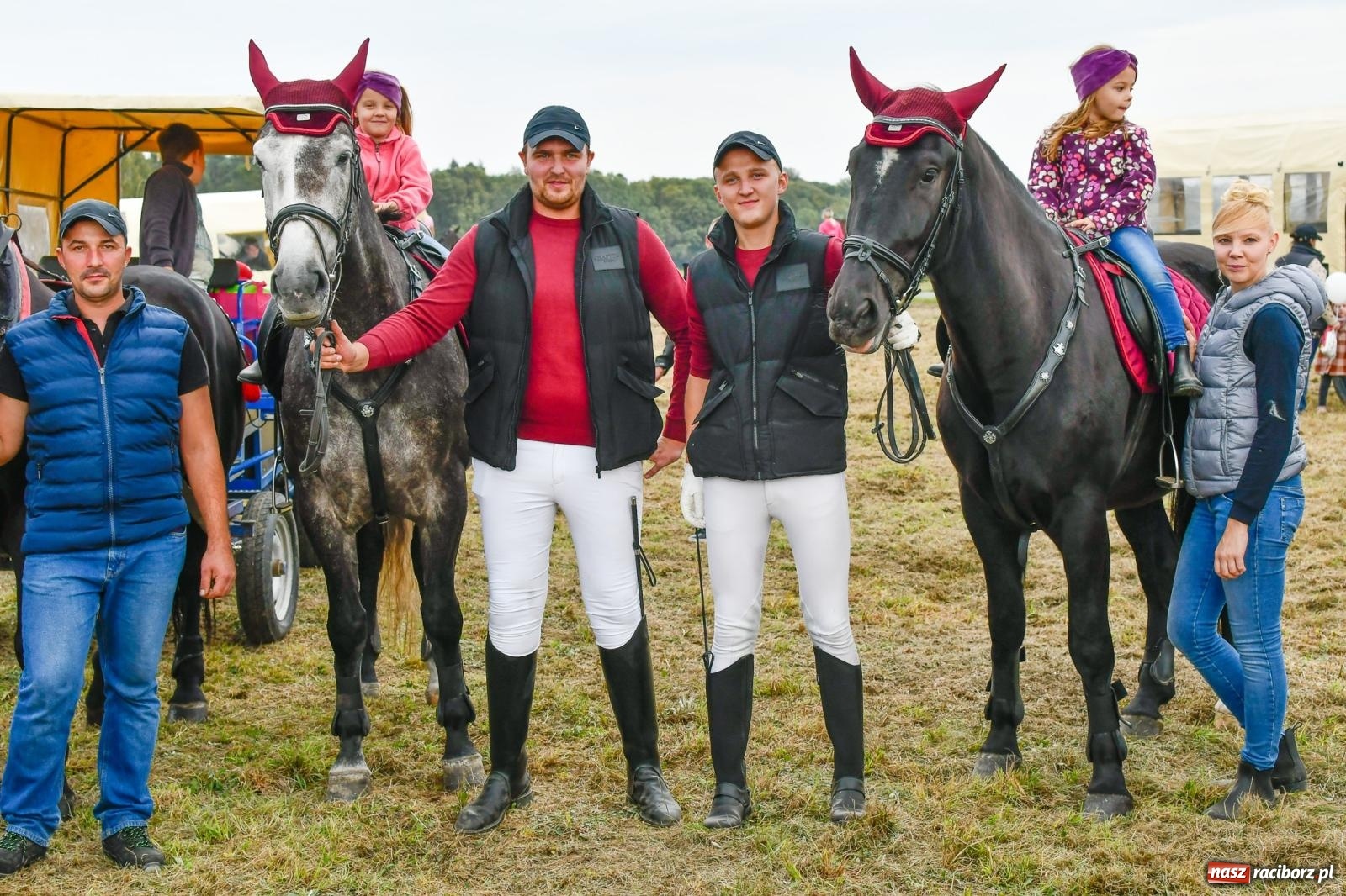 Zdjęcie w galerii na portalu naszraciborz.pl: Hubertus w Kornowacu. Parada po gminie i pogoń za lisem [FOTO i WIDEO] wiadomości z regionu