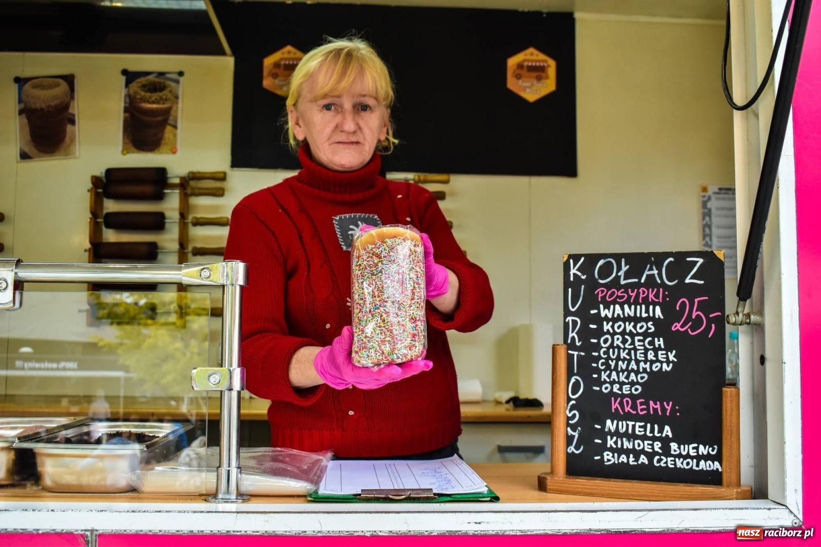 Zdjęcie w galerii na portalu naszraciborz.pl: Zakończenie sezonu foodtruckowego na zamku wiadomości z regionu