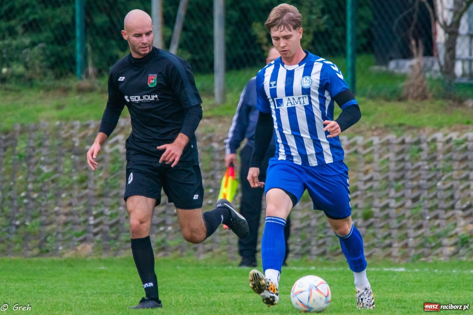 Zdjęcie w galerii na portalu naszraciborz.pl: Markowice kontra Pietrowice. Nerwowo, czerwono i bez goli [FOTO] wiadomości z regionu