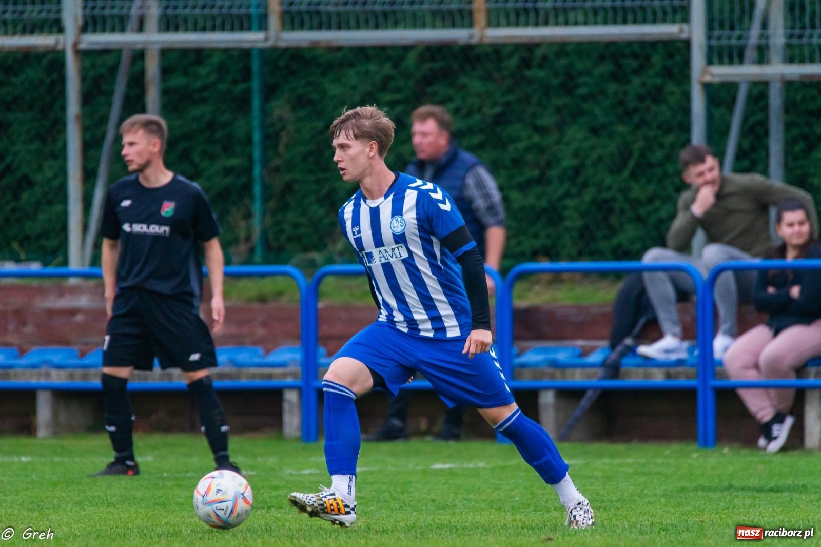 Zdjęcie w galerii na portalu naszraciborz.pl: Markowice kontra Pietrowice. Nerwowo, czerwono i bez goli [FOTO] wiadomości z regionu