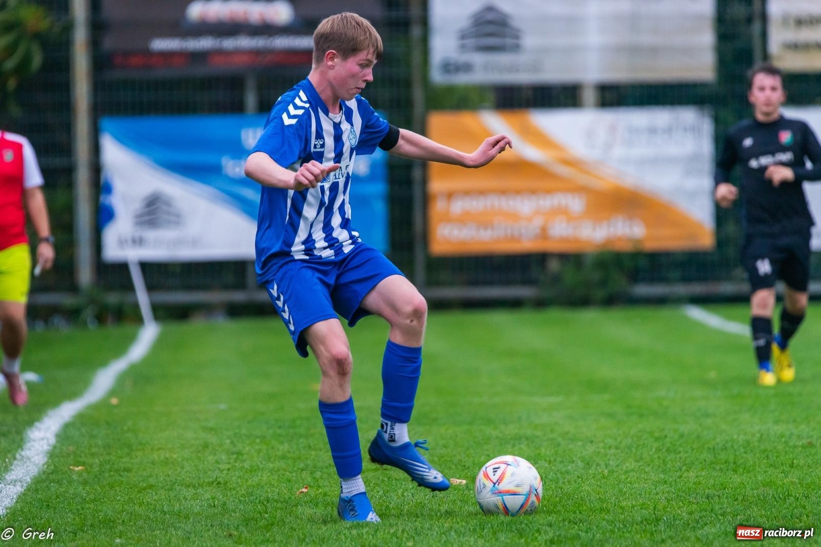 Zdjęcie w galerii na portalu naszraciborz.pl: Markowice kontra Pietrowice. Nerwowo, czerwono i bez goli [FOTO] wiadomości z regionu