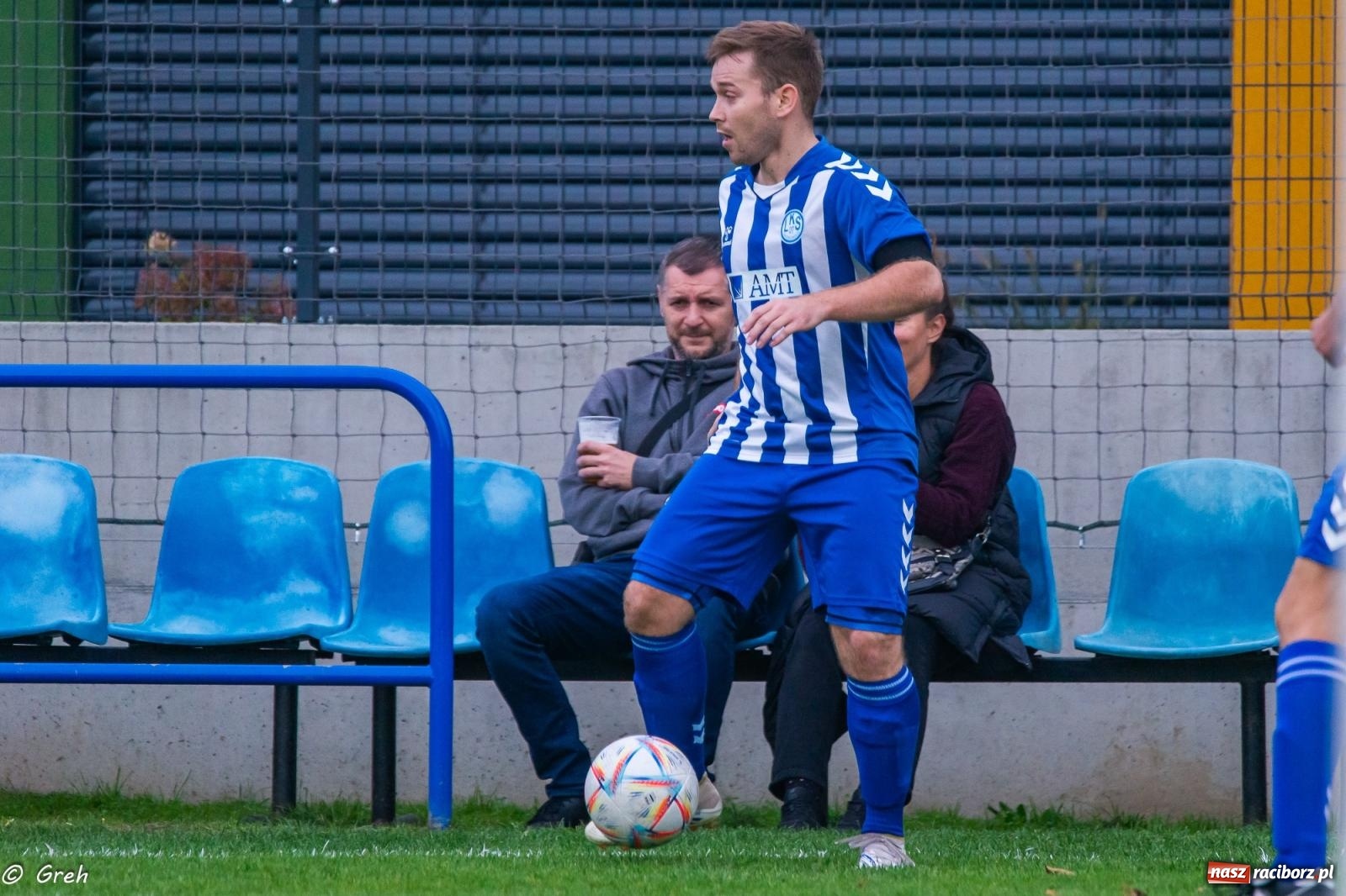 Zdjęcie w galerii na portalu naszraciborz.pl: Markowice kontra Pietrowice. Nerwowo, czerwono i bez goli [FOTO] wiadomości z regionu