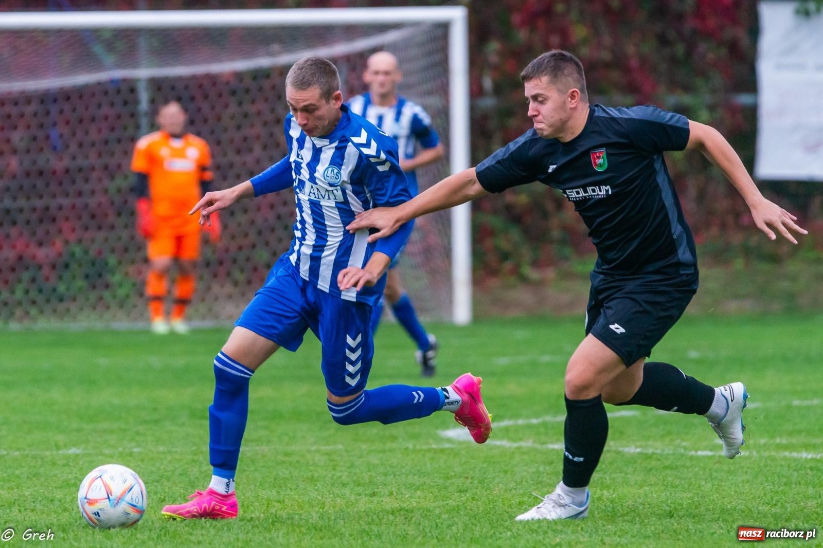 Zdjęcie w galerii na portalu naszraciborz.pl: Markowice kontra Pietrowice. Nerwowo, czerwono i bez goli [FOTO] wiadomości z regionu