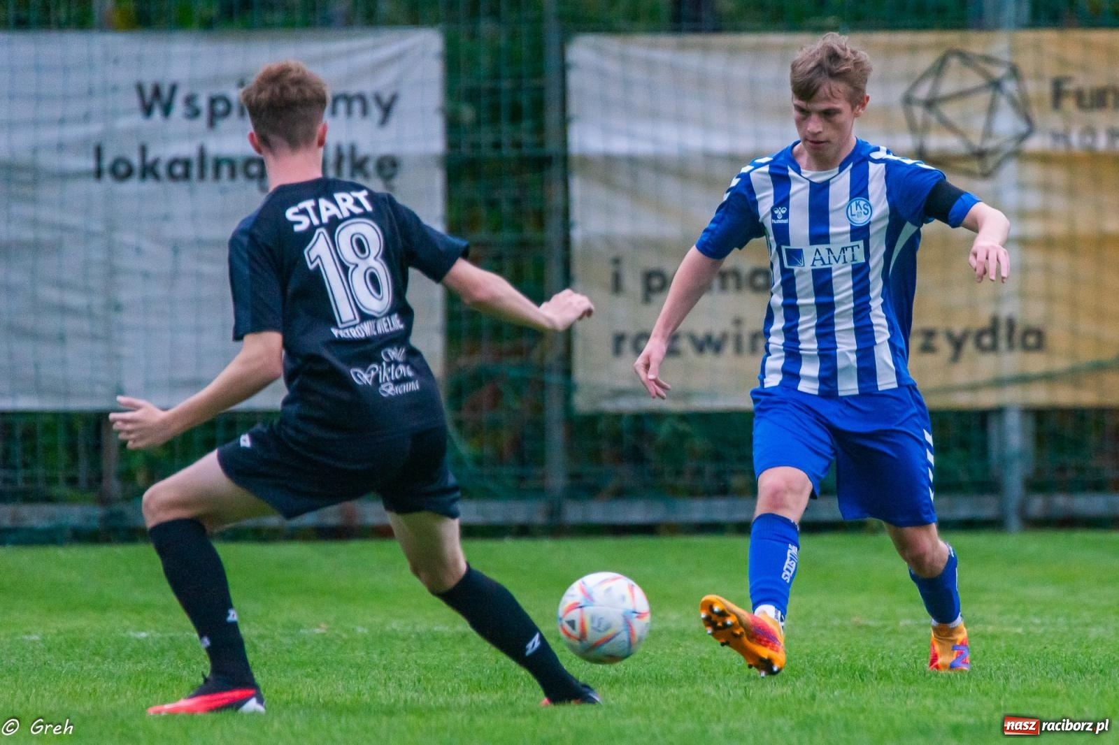 Zdjęcie w galerii na portalu naszraciborz.pl: Markowice kontra Pietrowice. Nerwowo, czerwono i bez goli [FOTO] wiadomości z regionu
