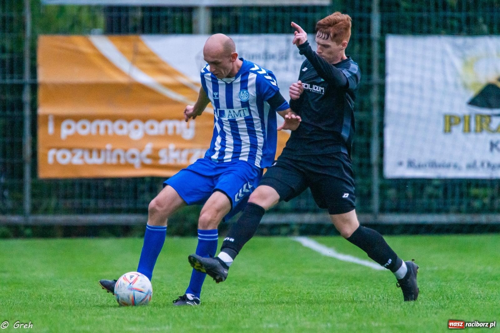 Zdjęcie w galerii na portalu naszraciborz.pl: Markowice kontra Pietrowice. Nerwowo, czerwono i bez goli [FOTO] wiadomości z regionu
