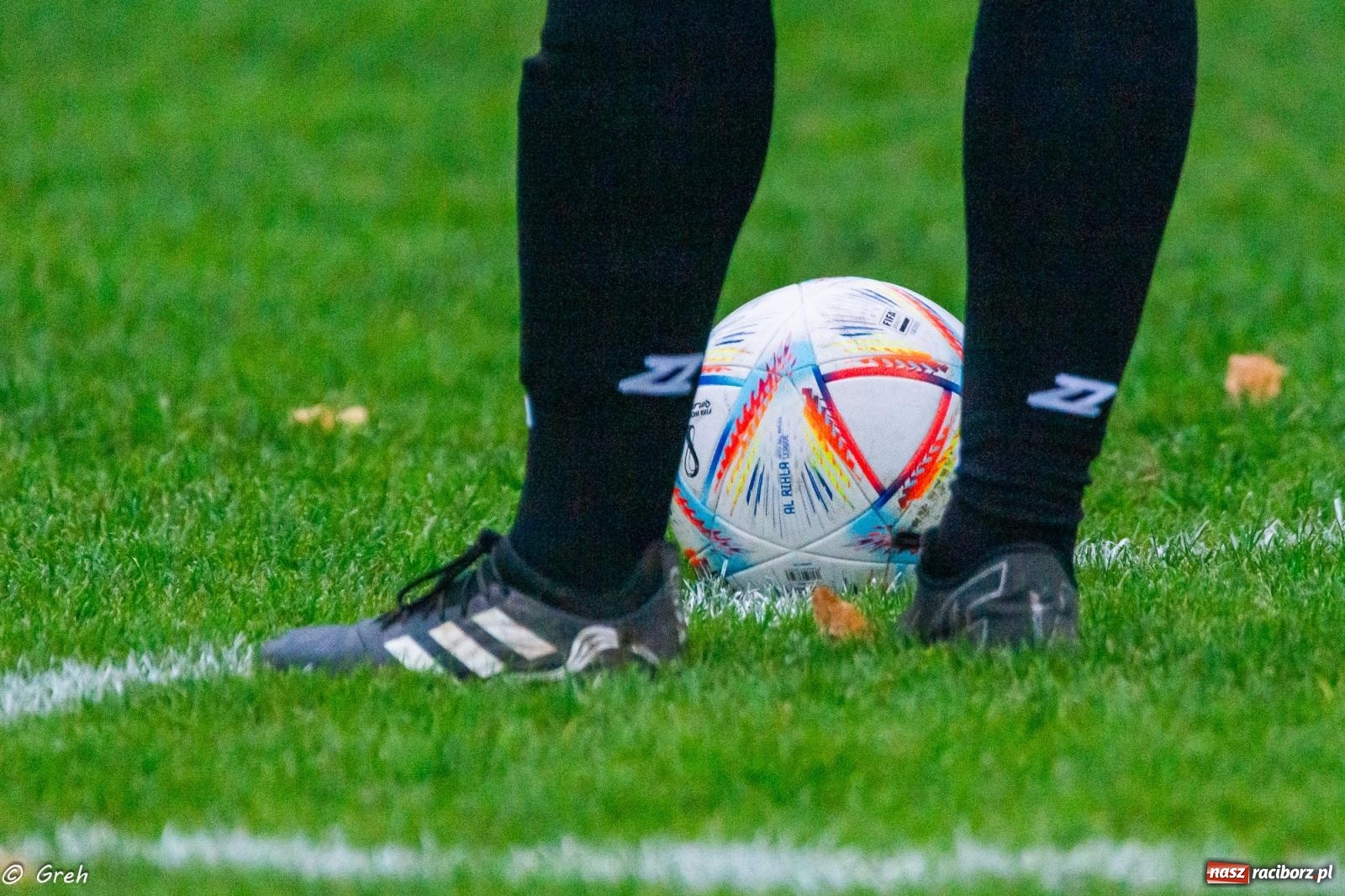 Zdjęcie w galerii na portalu naszraciborz.pl: Markowice kontra Pietrowice. Nerwowo, czerwono i bez goli [FOTO] wiadomości z regionu